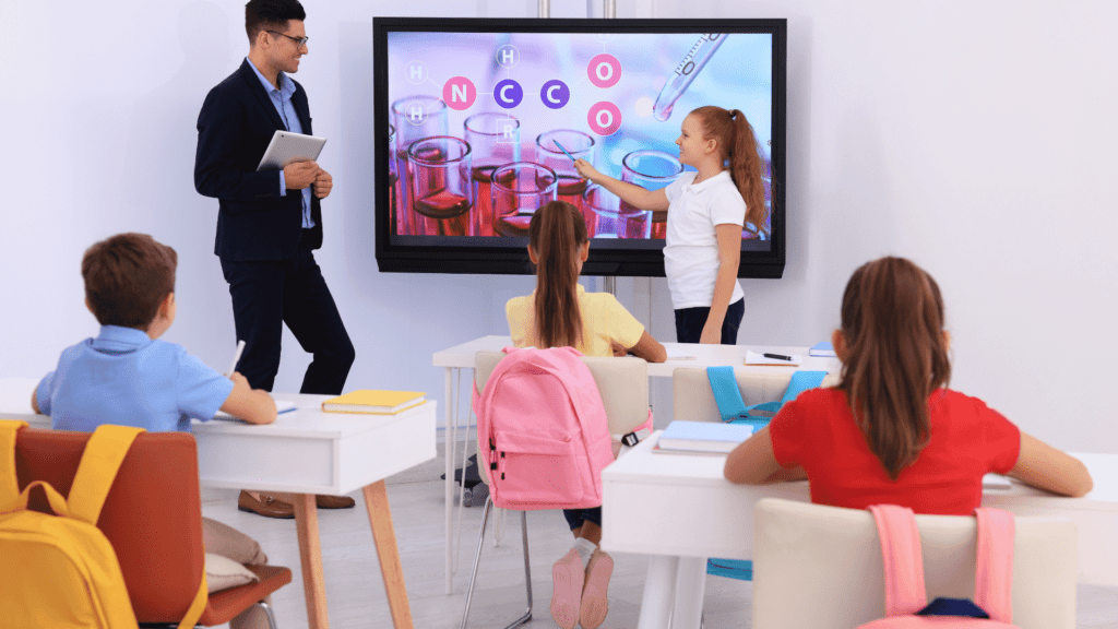 students-interacting-with-teacher